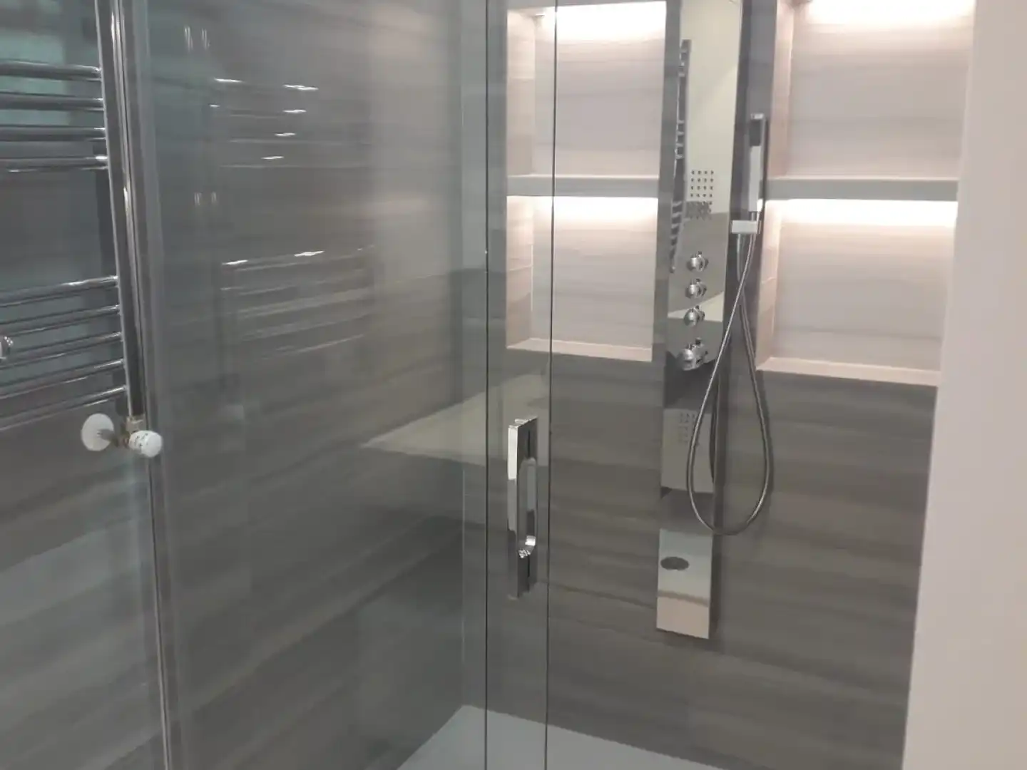 Bathroom of Flat for rent in Alicante / Alacant  with Terrace, Storage room and Furnished