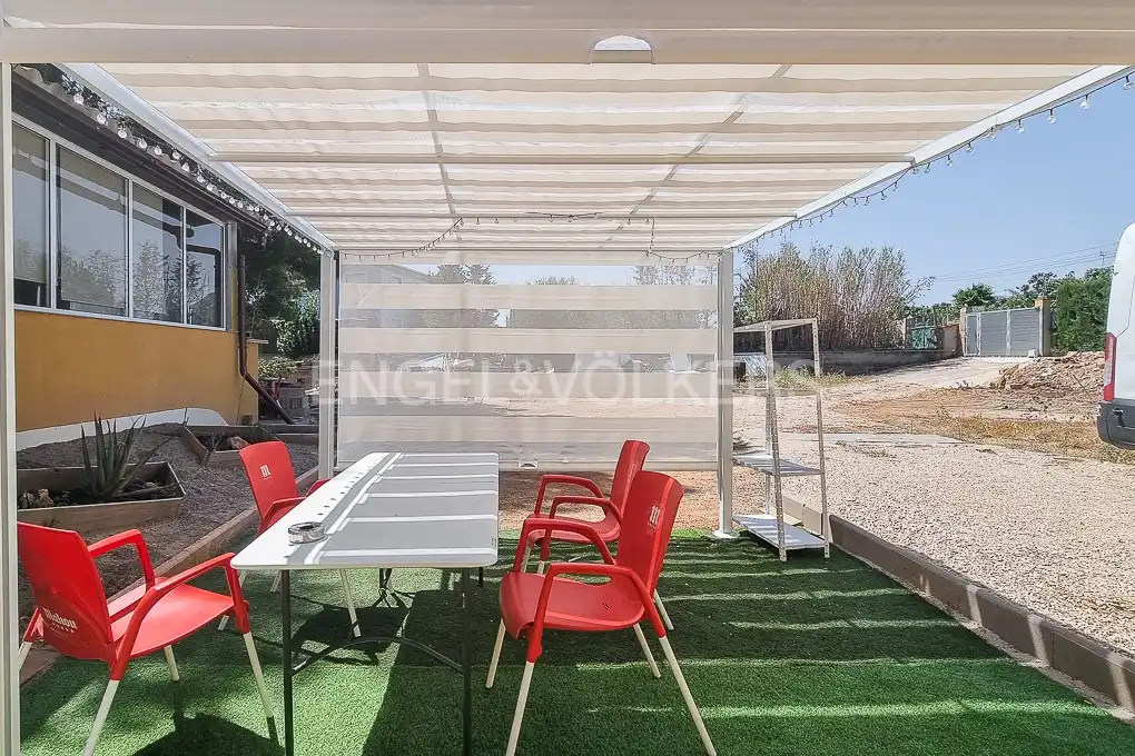 Terraza de Casa o chalet de alquiler en Montserrat con Calefacción, Jacuzzi y Se aceptan mascotas