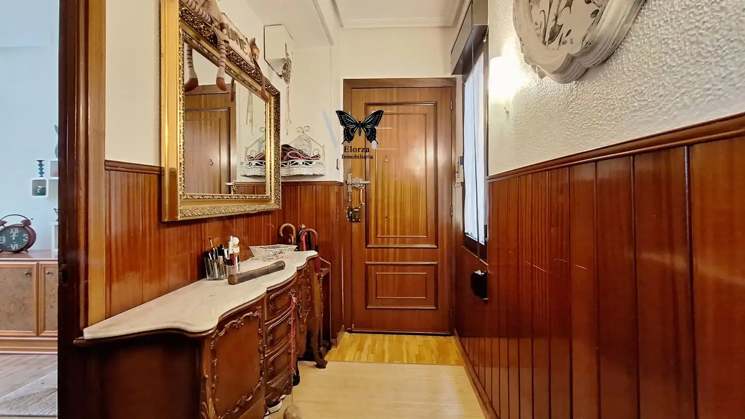 Bathroom of Flat for sale in Oviedo   with Heating, Storage room and Furnished