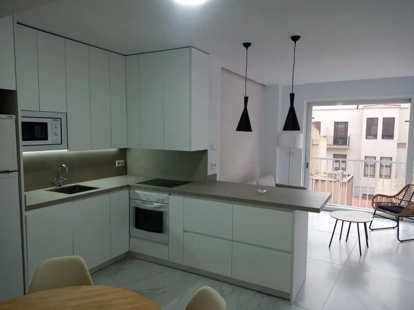 Flat for rent in Calle gerona, Barrio del Centro