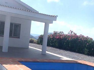 Casa rústica con jardín en venta en Calle ZERO DE CUTAR