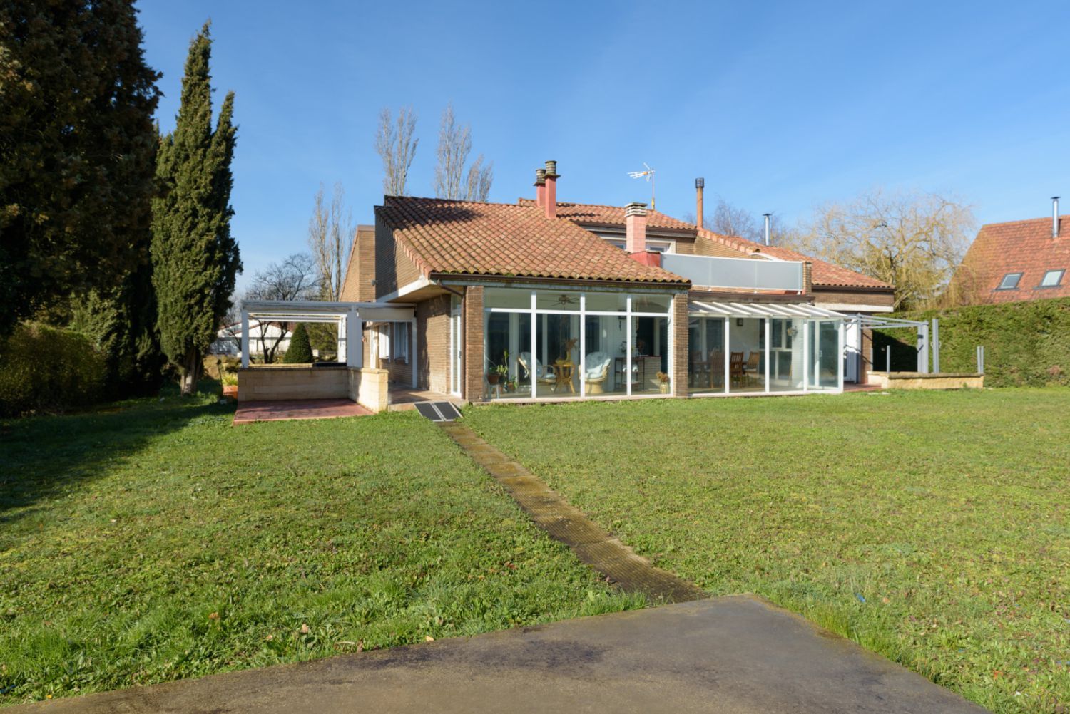 Garden of House or chalet for sale in Arrazua-Ubarrundia  with Heating and Terrace