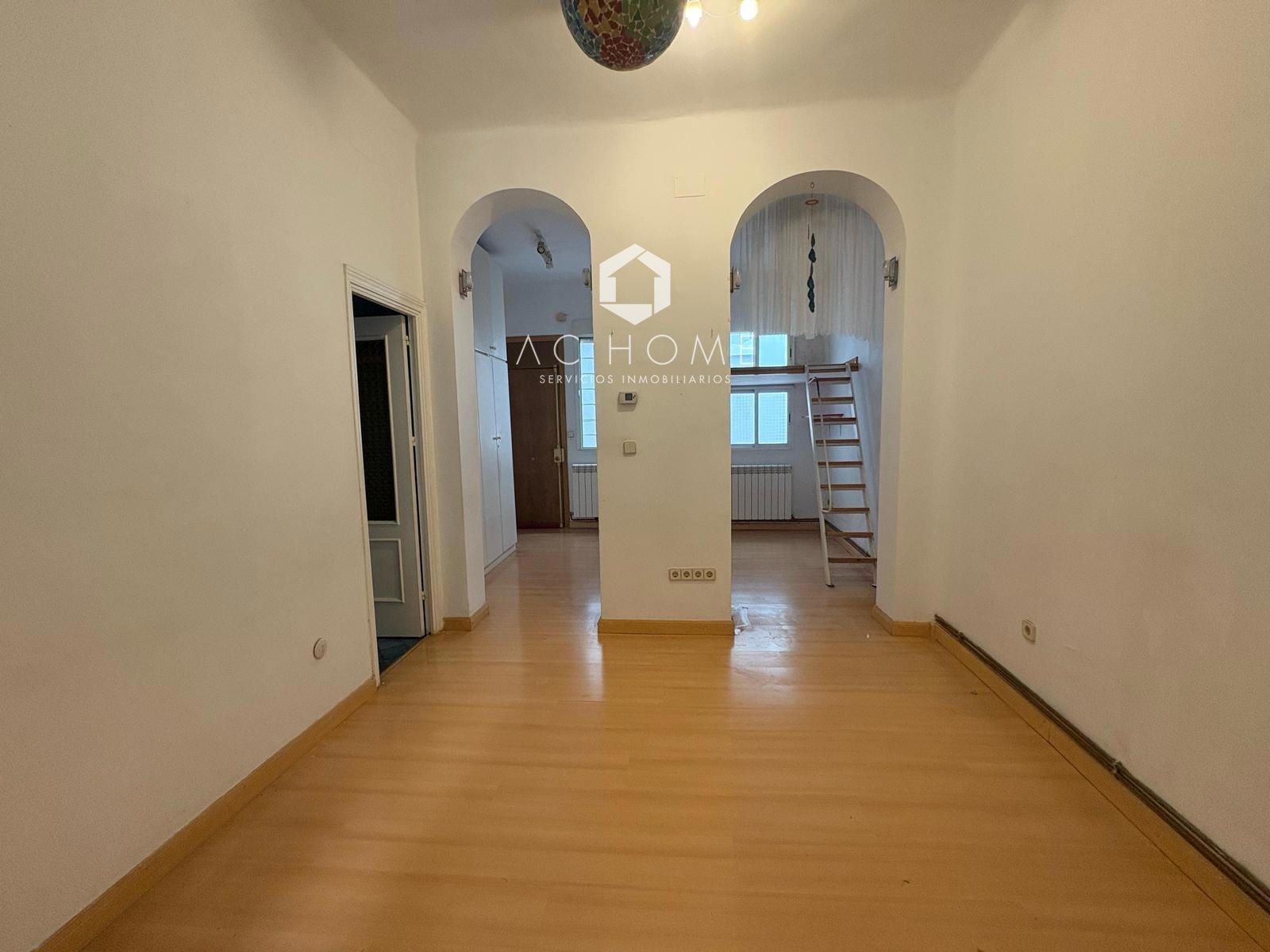 Flat for sale in  Madrid Capital  with Heating