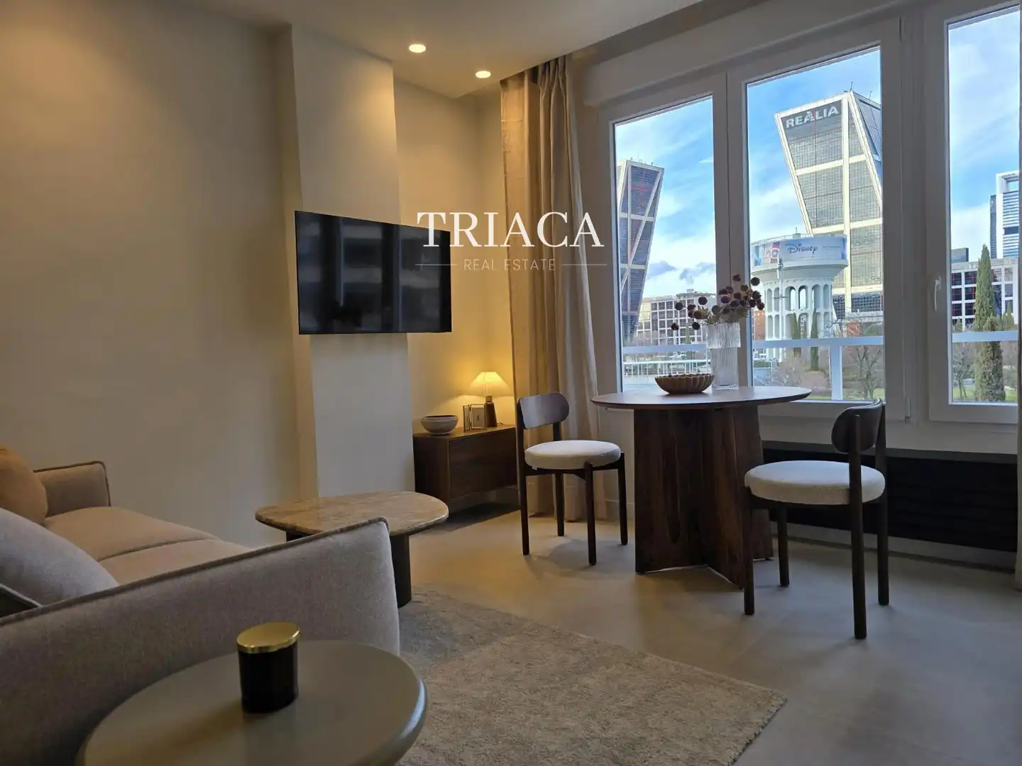 Sala de estar de Piso de alquiler en Madrid con Aire acondicionado, Calefacción y Terraza
