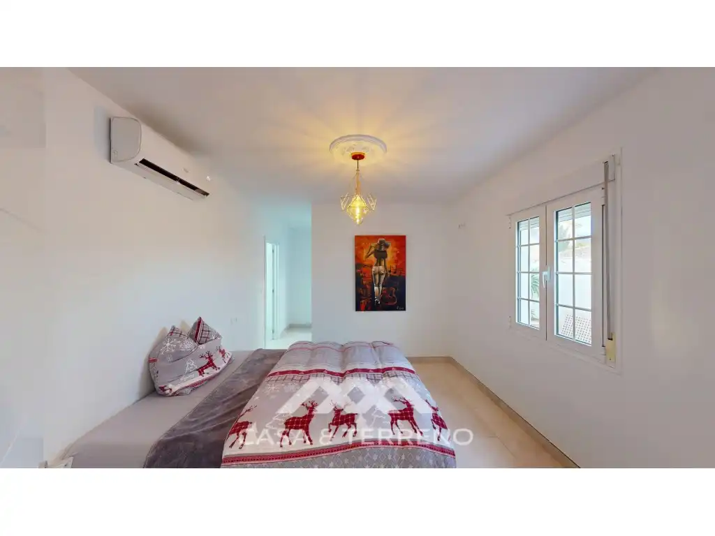 Habitación de Casa o chalet en venta en Torrox con Aire acondicionado, Terraza y Piscina