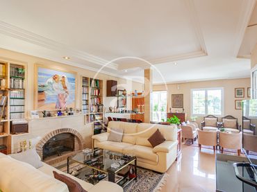 Casa con piscina en venta en Hoyo de Manzanares