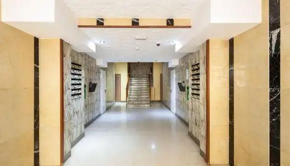 Piso en venta en Granada con Calefacción, Terraza y Balcón