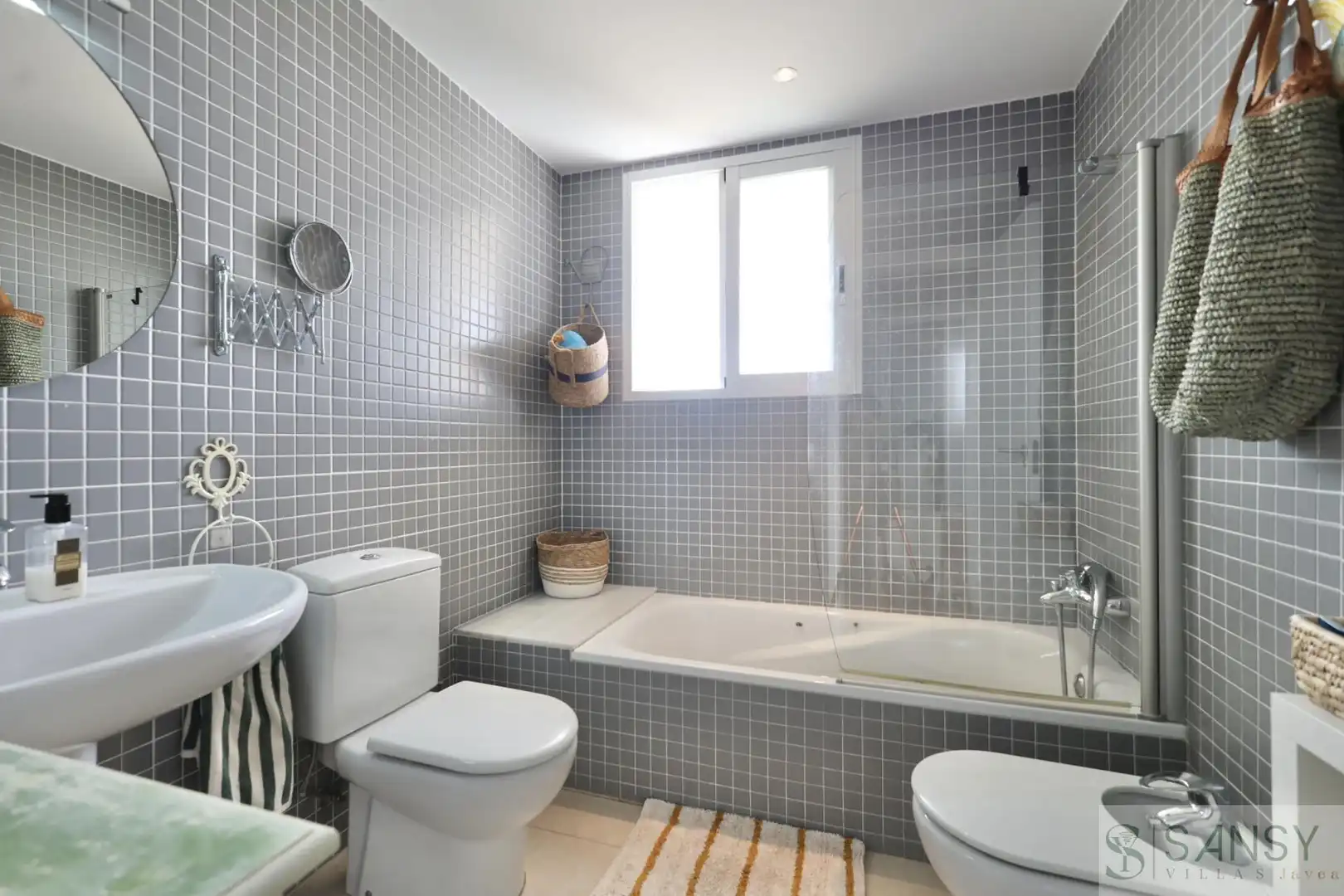 Bathroom of Flat for sale in Jávea / Xàbia  with Air Conditioner, Heating and Terrace