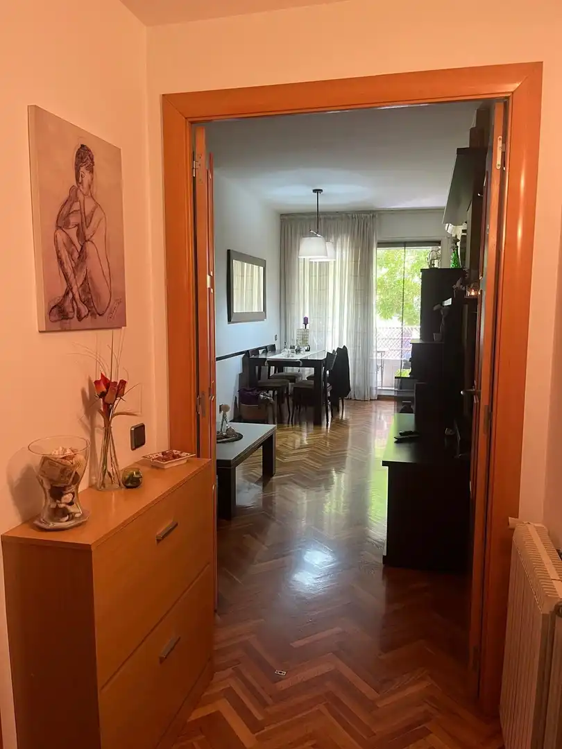 Wohnzimmer von Wohnung zum Verkauf in Barcelona mit Klimaanlage und Heizung
