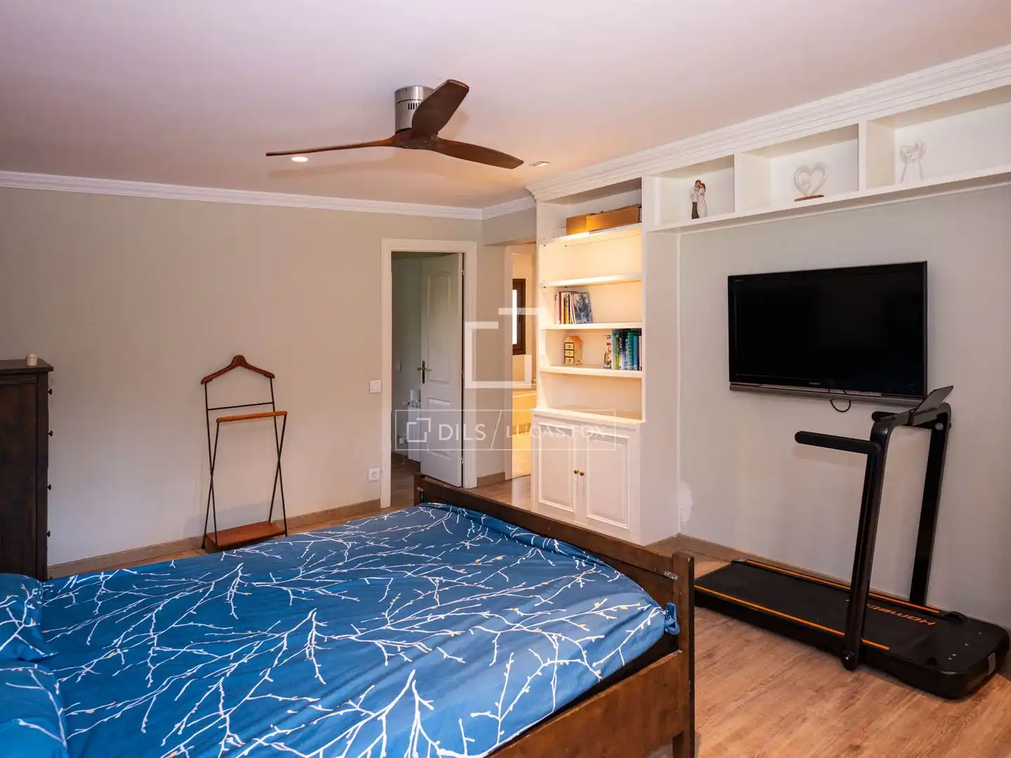 Bedroom of Houses for rent in Madrid  with Air Conditioner, Heating and Private garden