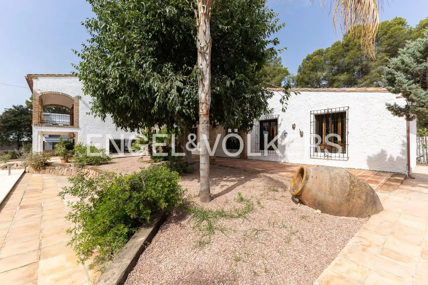 Vista exterior de Casa o chalet de alquiler en Paterna con Aire acondicionado, Calefacción y Jardín privado