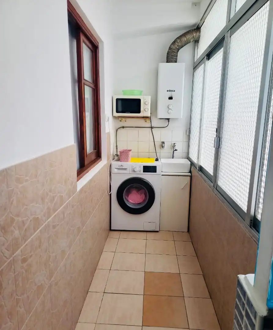 Küche von Wohnung zum Verkauf in Gandia mit Klimaanlage, Heizung und Terrasse