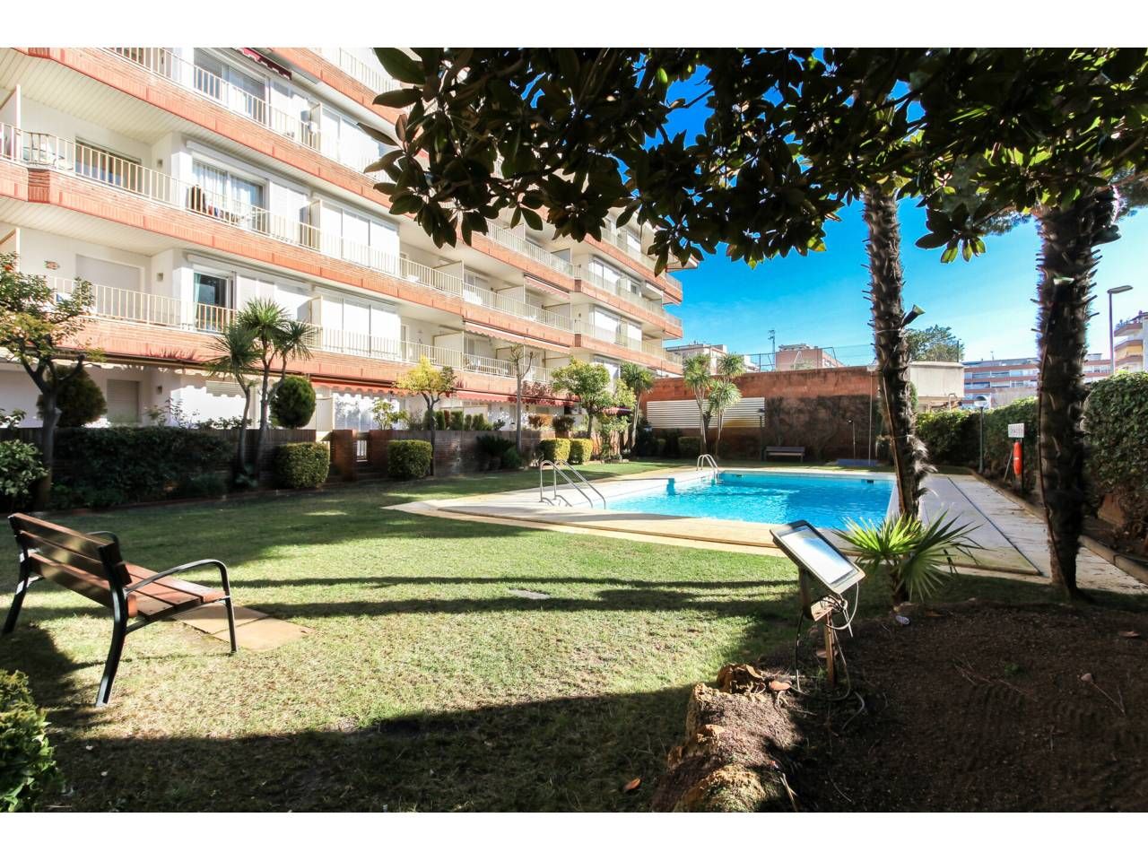 Piscina de Dúplex en venda en Lloret de Mar amb Calefacció, Terrassa i Moblat