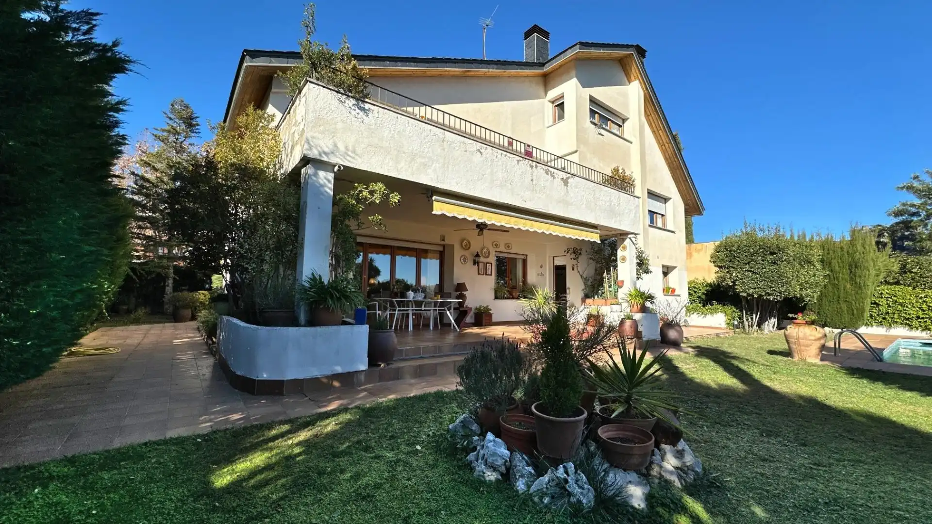 Garden of Houses for sale in Sant Cugat del Vallès  with Heating, Private garden and Parquet flooring