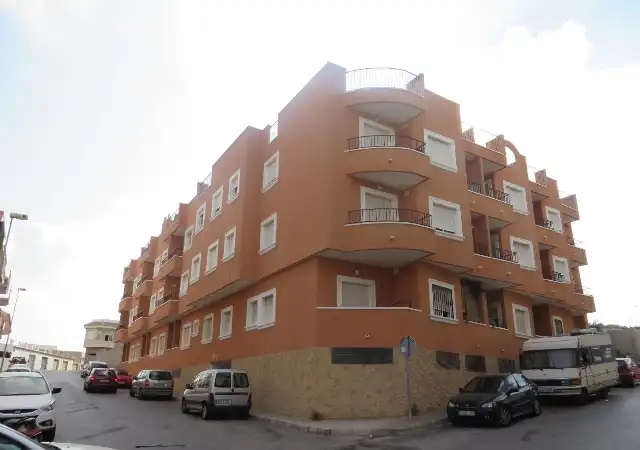Flat for sale in San Miguel de Salinas, imagen 2