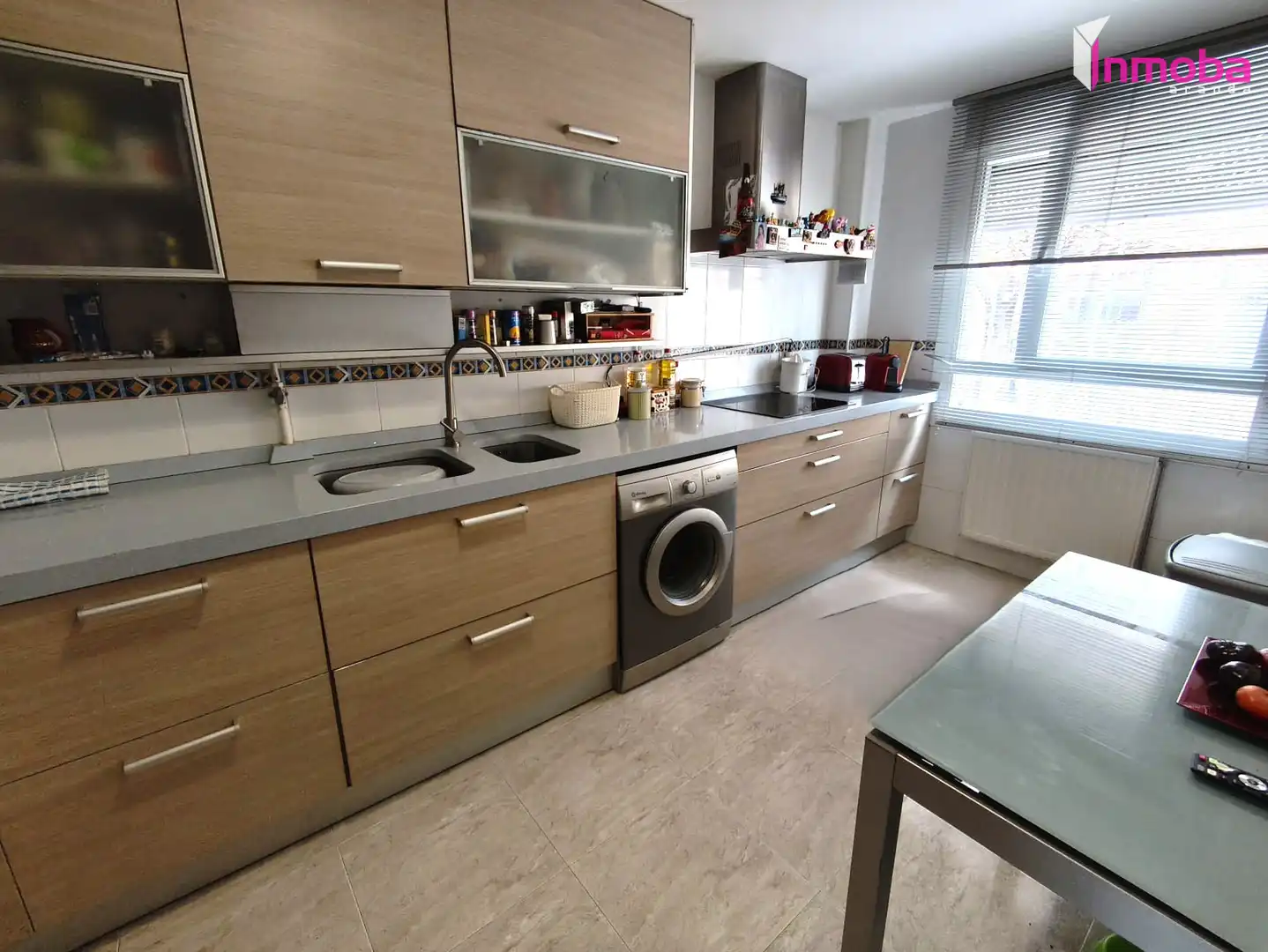 Cocina de Casa adosada en venta en Aranda de Duero con Calefacción y Jardín privado