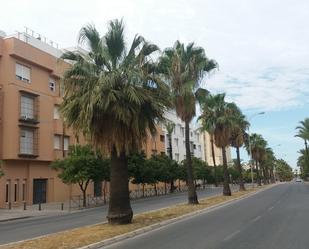 Vista exterior de Garatge en venda en Lebrija