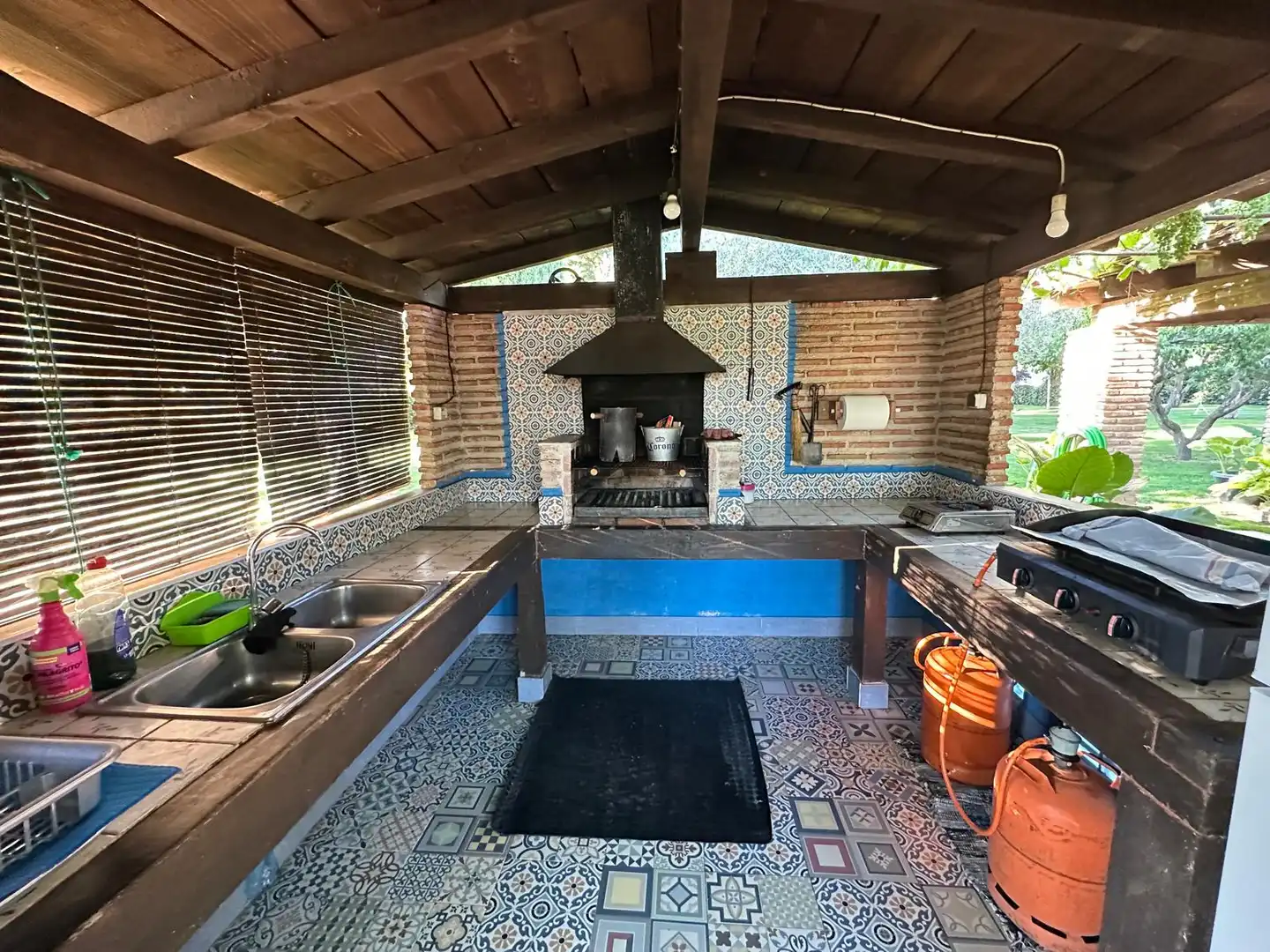 Cocina de Casa o chalet en venta en Montearagón con Aire acondicionado, Calefacción y Jardín privado