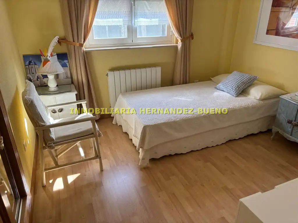 Habitación de Casa o chalet en venta en Buenavista con Calefacción, Jardín privado y Terraza