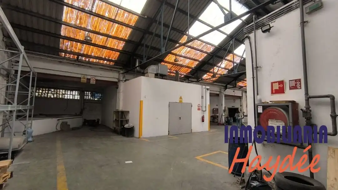 Nave industrial en venta en Erandio