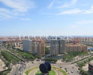 Vista exterior de Pis de lloguer en  Valencia Capital amb Aire condicionat, Terrassa i Traster