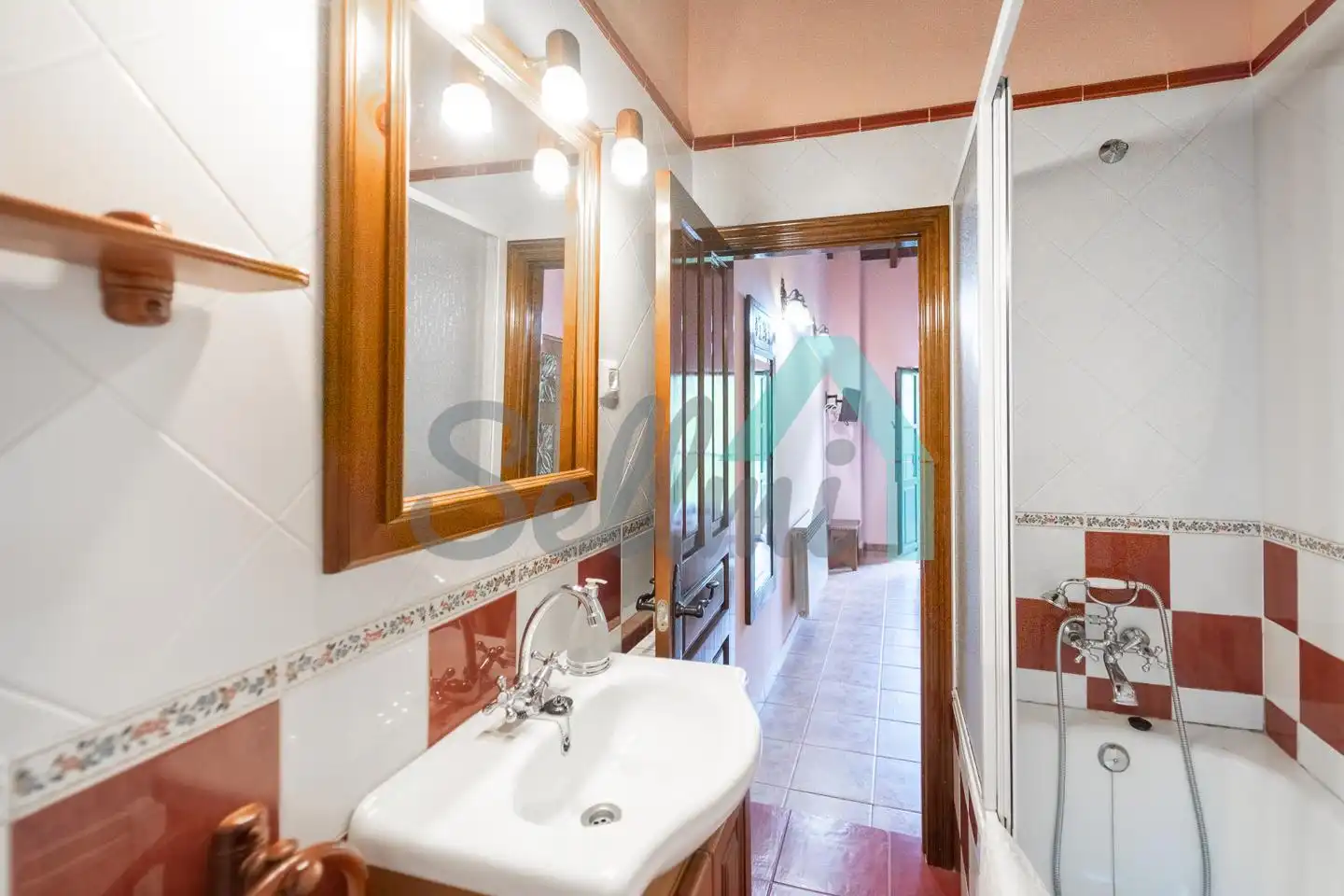Baño de Casa o chalet en venta en Quirós con Calefacción, Jardín privado y Terraza