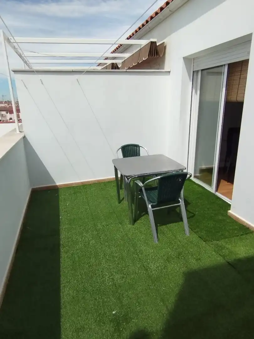 Estudio de alquiler en Calle Luis Chamizo, Don Benito