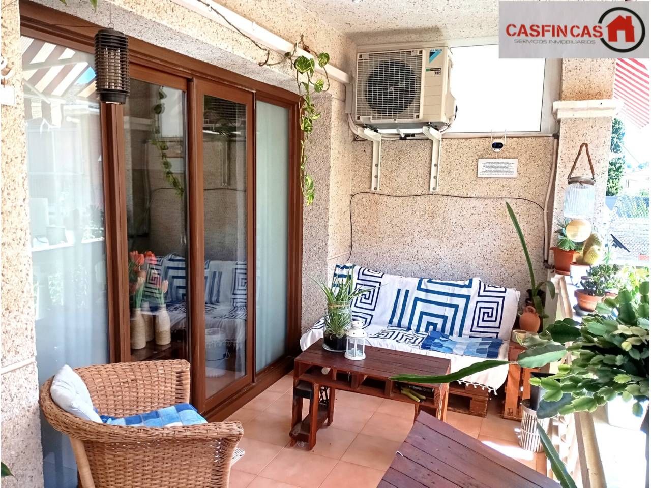 Balcony of House or chalet for sale in Cunit  with Air Conditioner, Private garden and Terrace