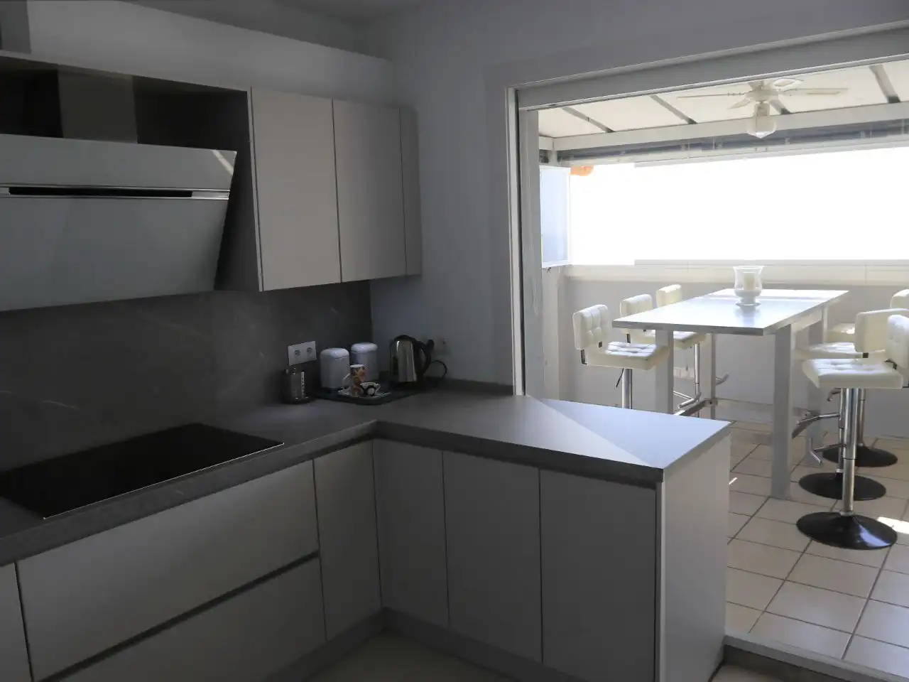 Cuina de Àtic de lloguer en Marbella Centro