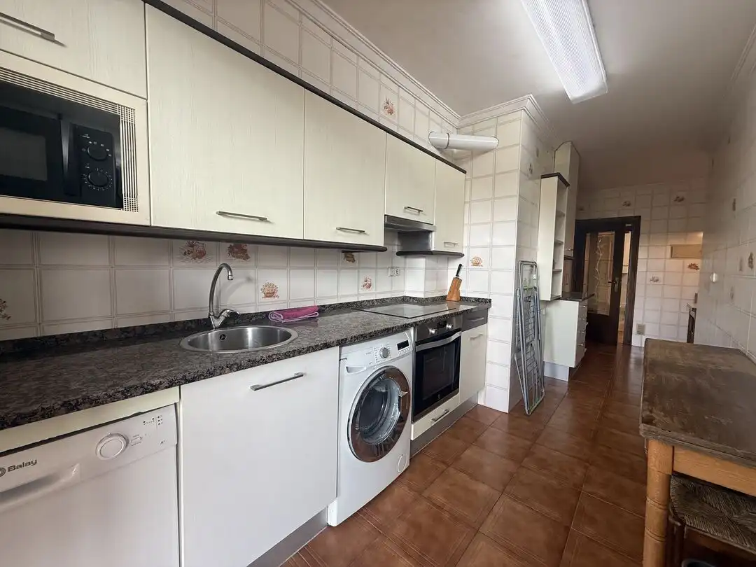 Cocina de Piso de alquiler en Donostia - San Sebastián  con Calefacción