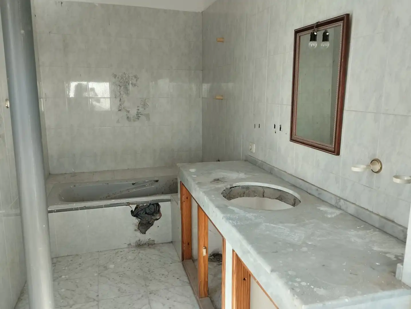 Badezimmer von Einfamilien-Reihenhaus zum Verkauf in Güímar mit Privatgarten, Terrasse und Abstellraum
