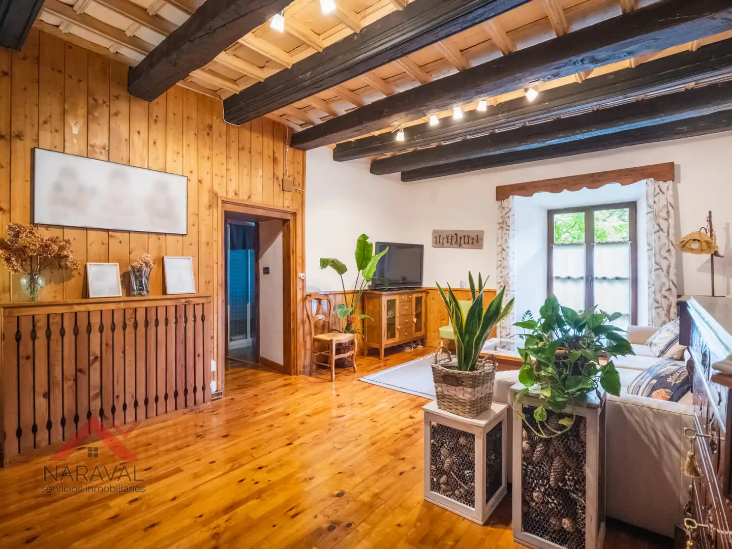 Sala de estar de Casa o chalet en venta en Fiscal con Aire acondicionado, Calefacción y Jardín privado