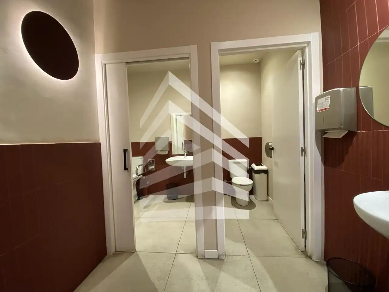 Business premises for sale in De Sant Gervasi De Cassoles, imagen 20