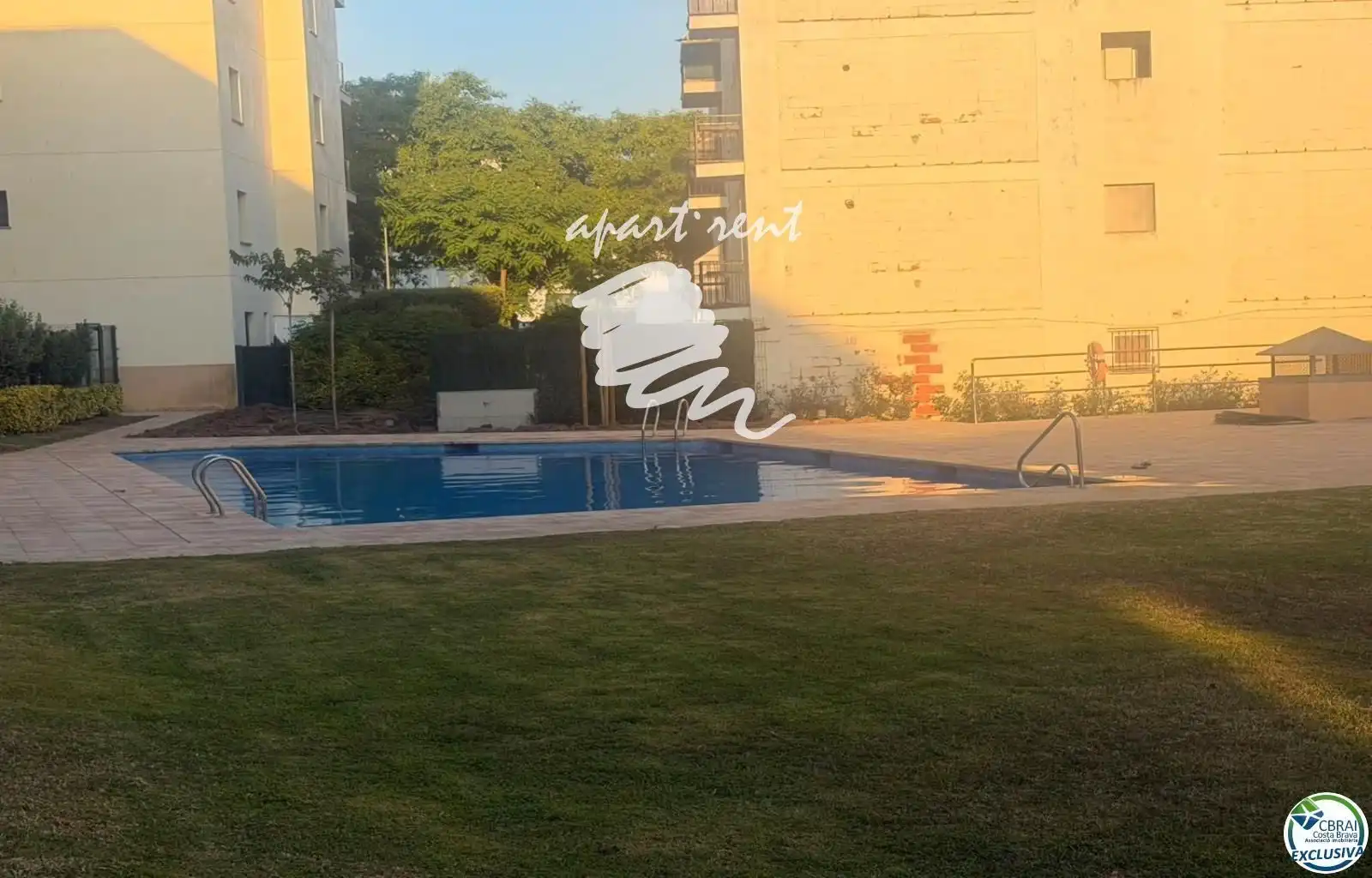 Piscina de Piso en venta en Roses con Aire acondicionado, Calefacción y Terraza