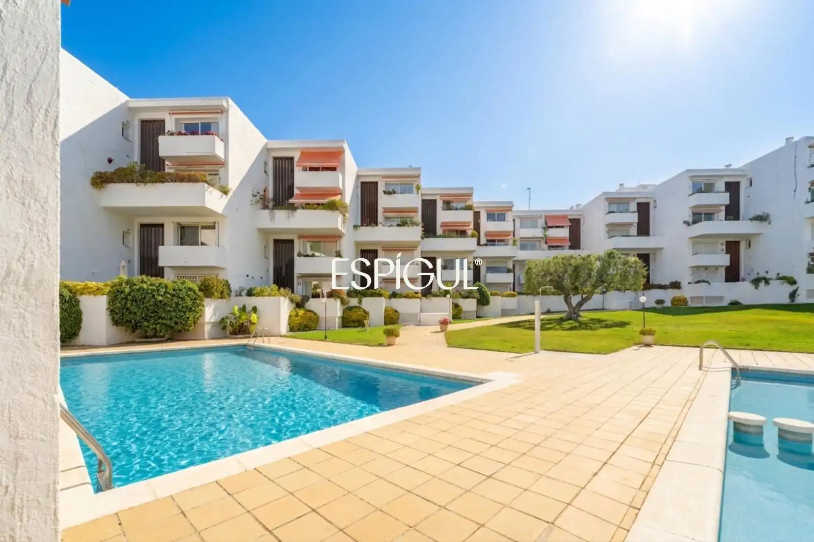 Exterior view of Attic for sale in Sant Andreu de Llavaneres  with Heating, Terrace and Storage room