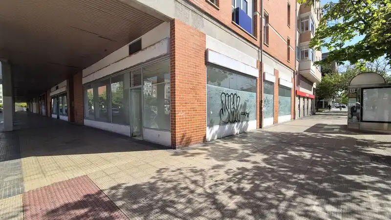 Local en venda en  Pamplona / Iruña