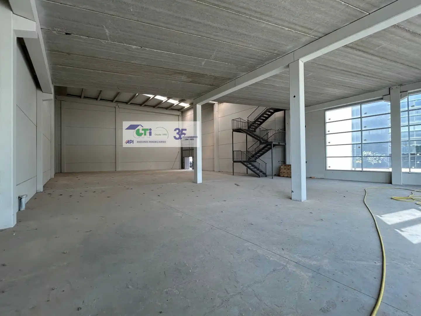 Nave industrial en venta en PARQUE EMPRESARIAL MIRAFLORES, imagen 5