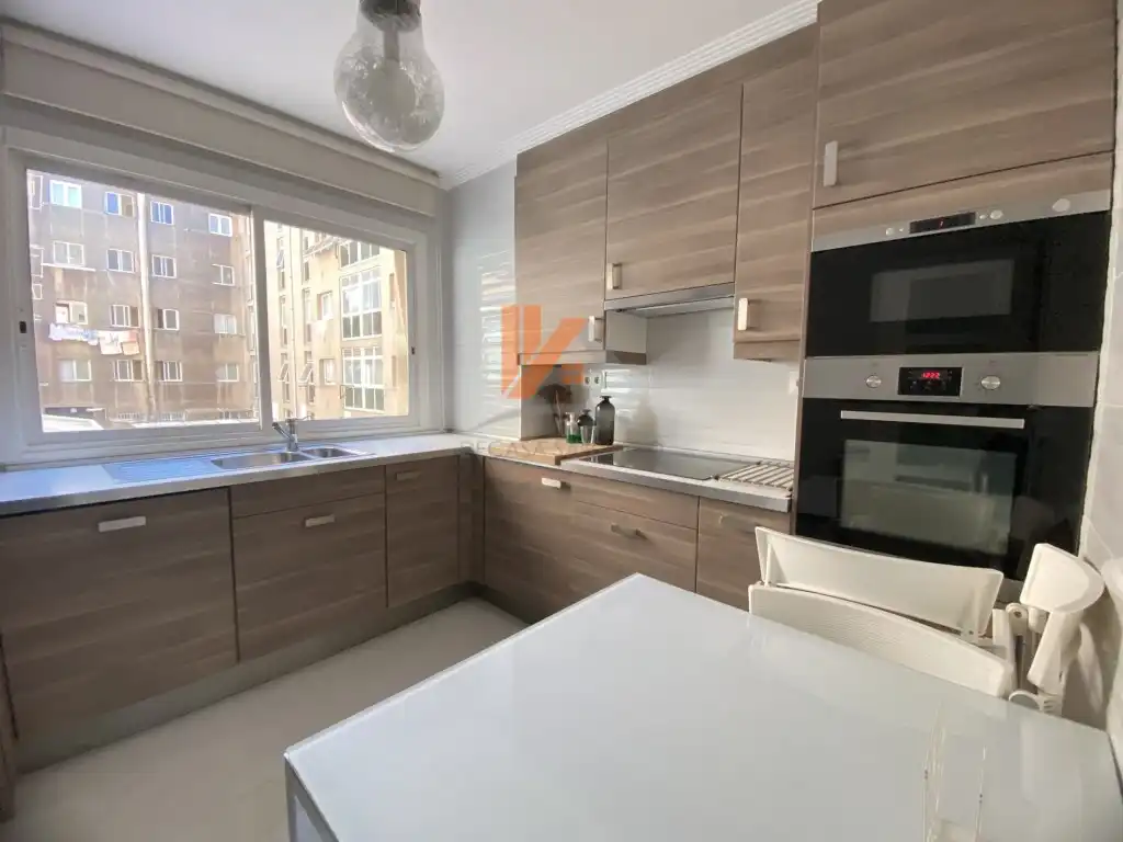 Flat for rent in Rua Feans, Campus Sur - Santa Marta