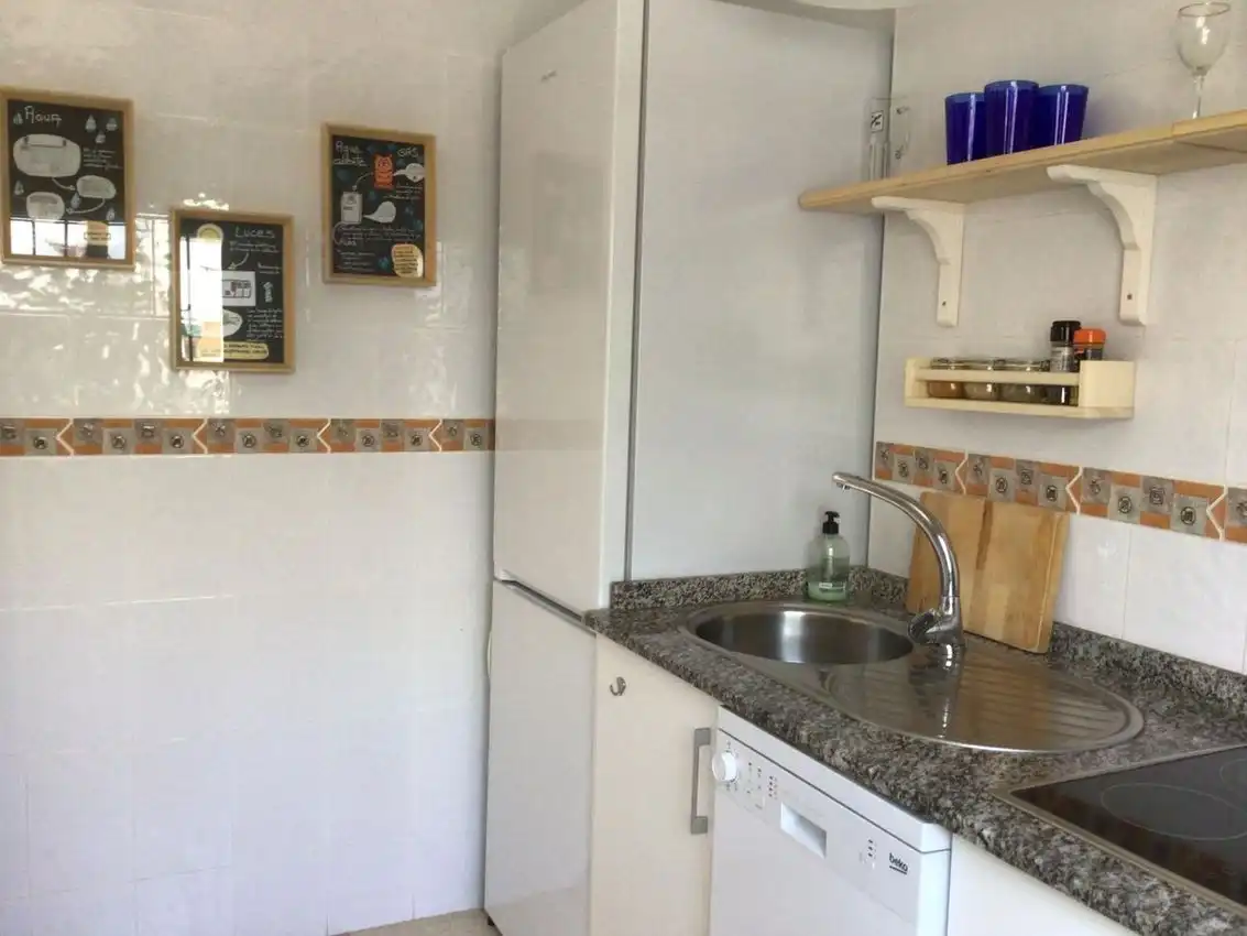 Cuina de Casa adosada en venda en Chipiona amb Traster