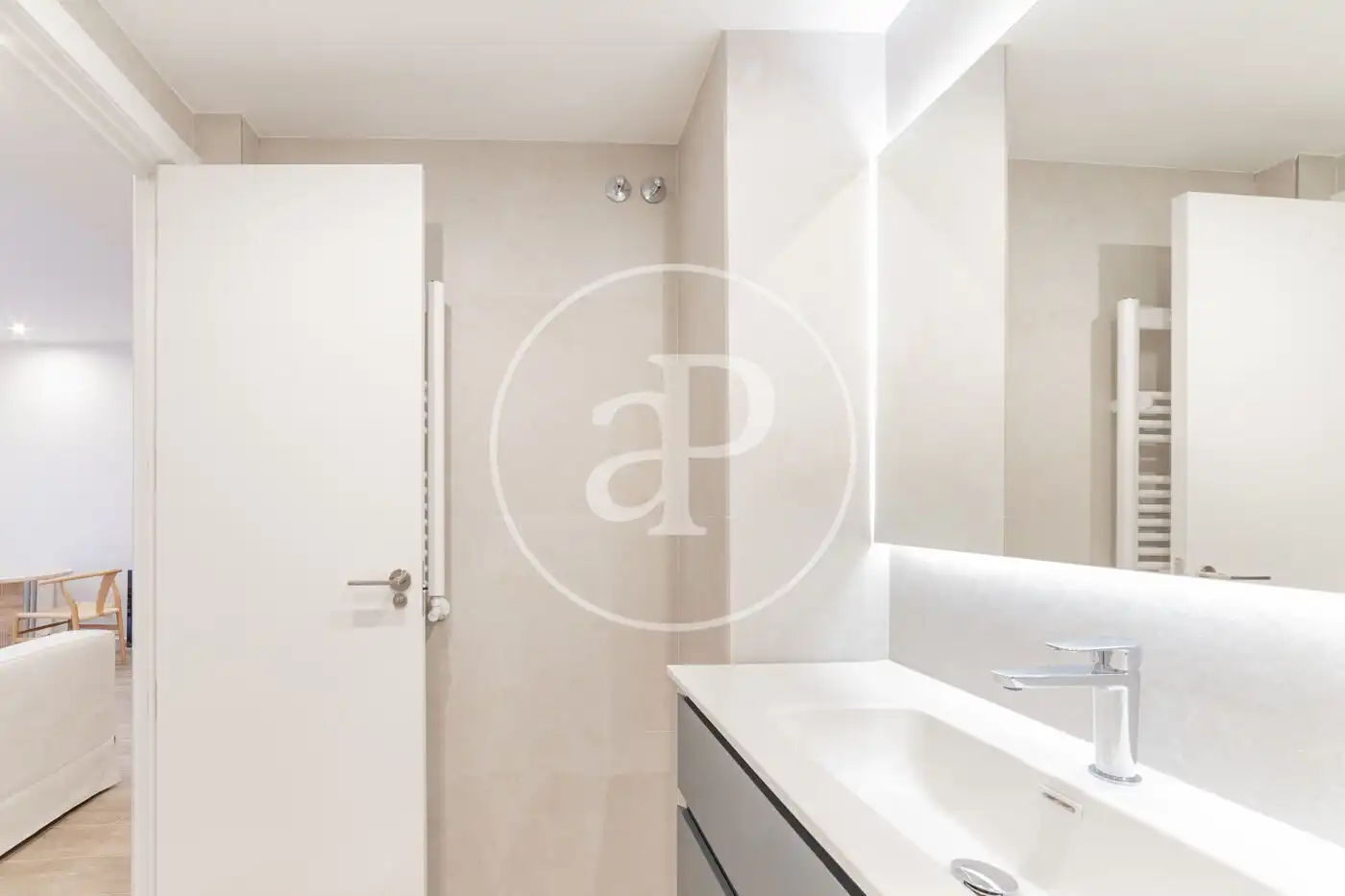 Flat for rent in C/ del Maestro Guerrero, Universidad - Malasaña