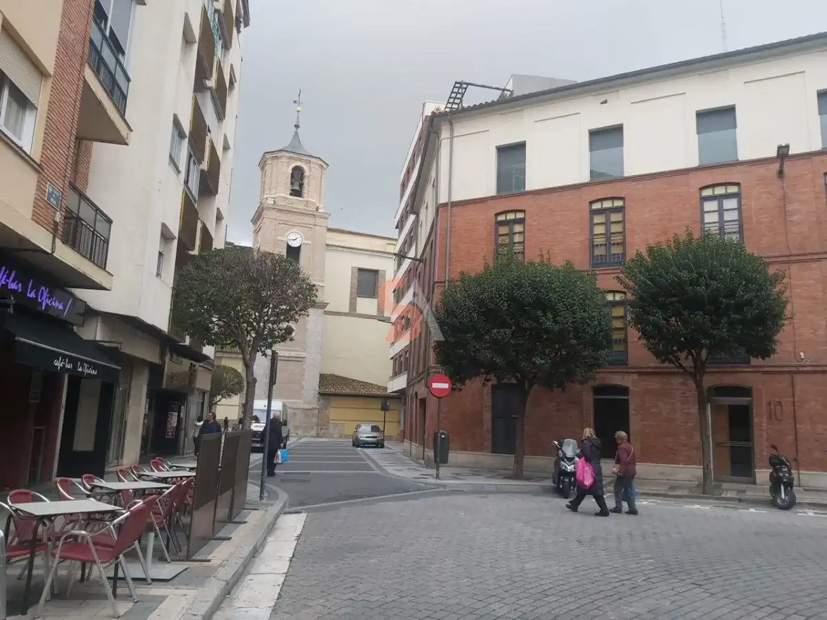 Exterior view of Commercial properties for rent in Valladolid
