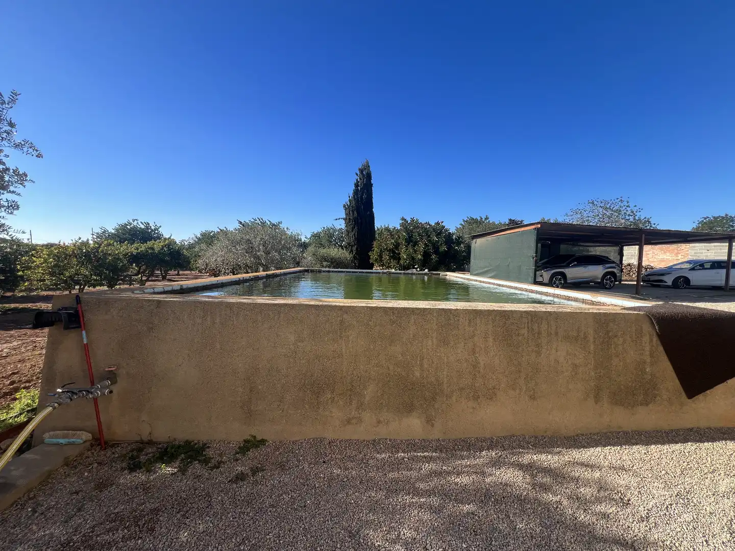 Schwimmbecken von Country house zum Verkauf in Roda de Berà mit Klimaanlage, Heizung und Privatgarten