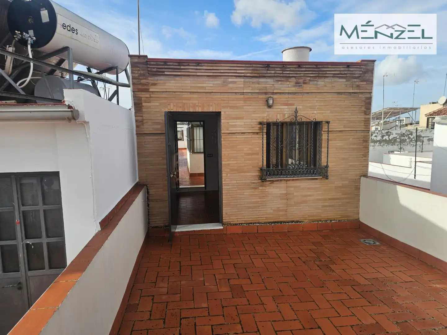 Terrassa de Casa o xalet en venda en Coria del Río amb Aire condicionat, Terrassa i Balcó