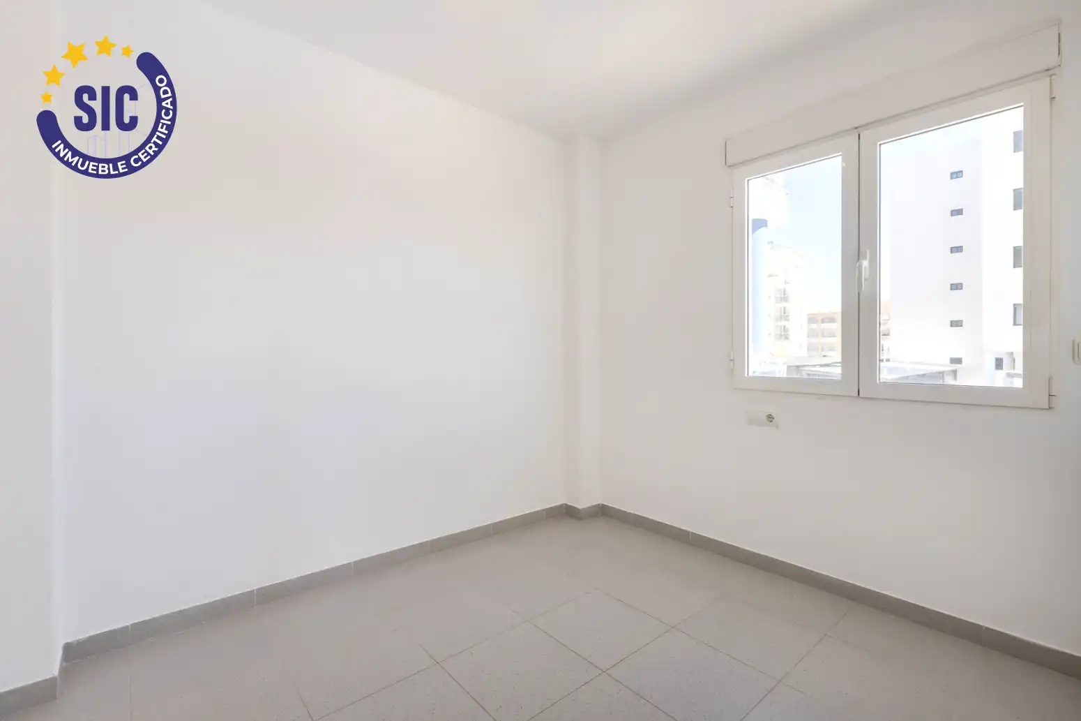 Schlafzimmer von Wohnung zum Verkauf in Piles mit Klimaanlage, Terrasse und Schwimmbad