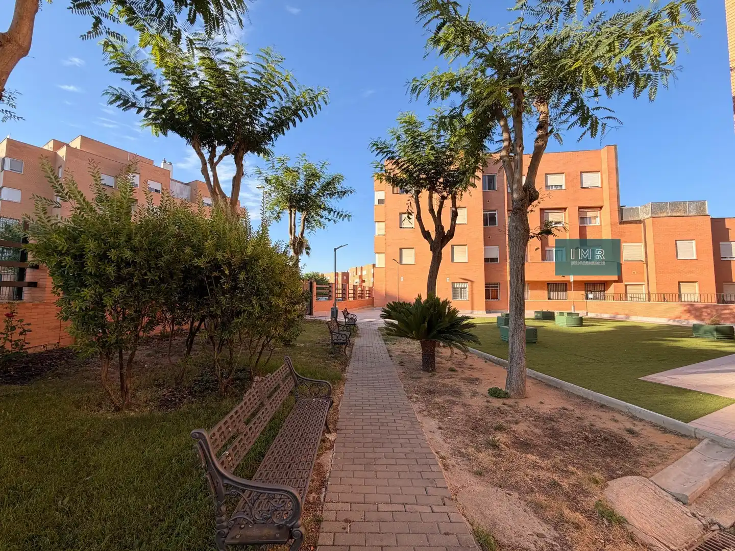 Vista exterior de Piso en venta en Camas con Piscina comunitaria