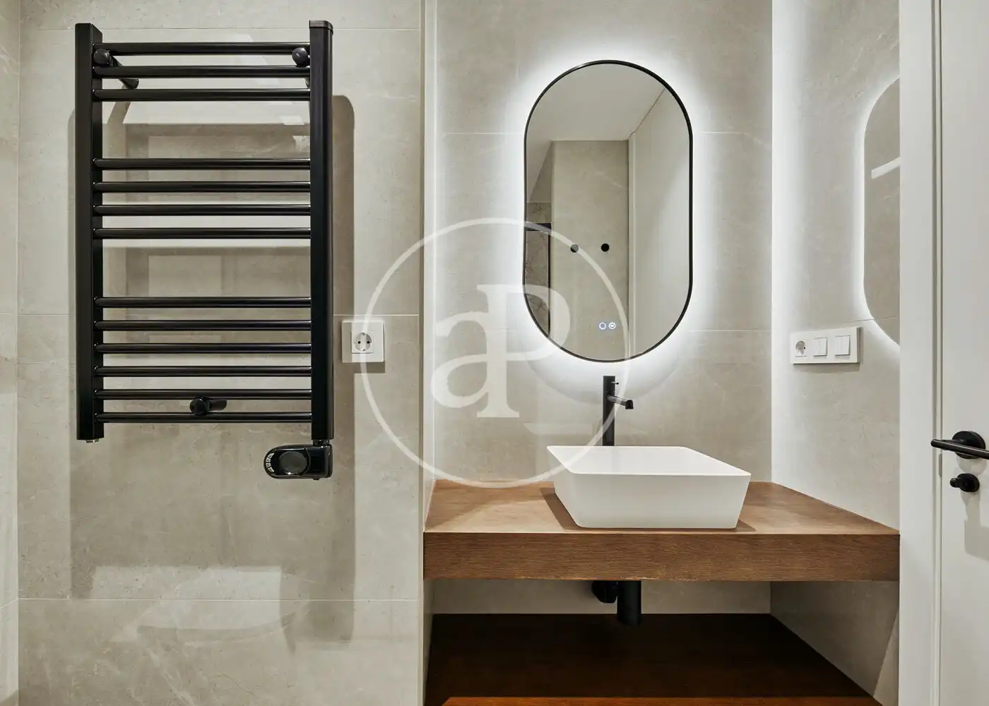 Baño de Piso en venta en Madrid con Aire acondicionado, Calefacción y Terraza