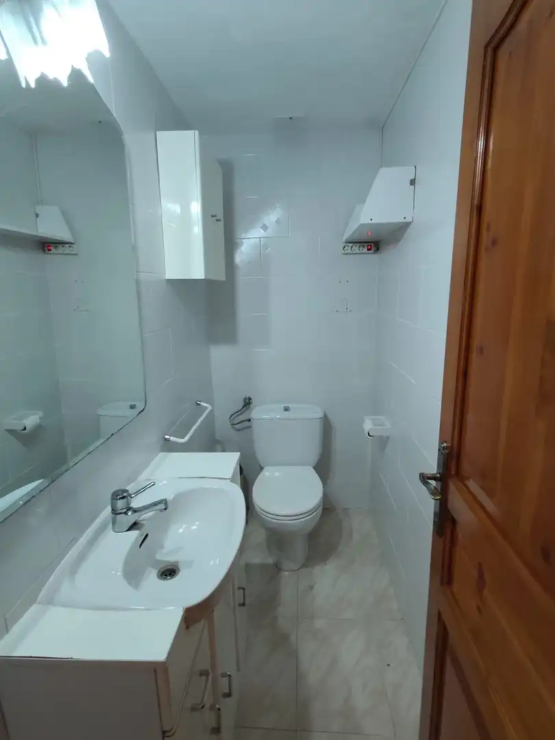 Baño de Piso en venta en El Vendrell con Aire acondicionado