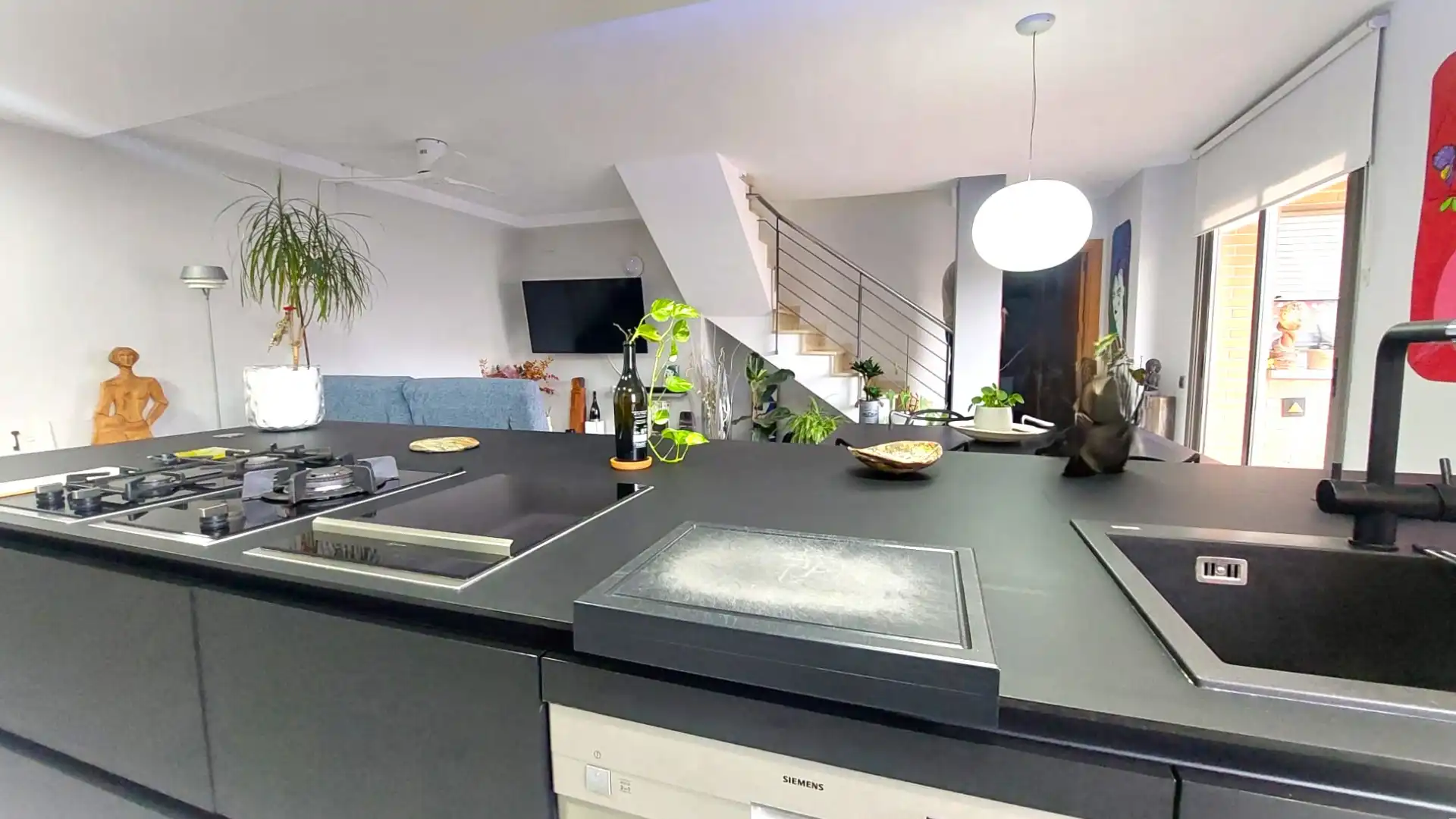 Cuina de Dúplex en venda en Manresa amb Calefacció, Parquet i Terrassa