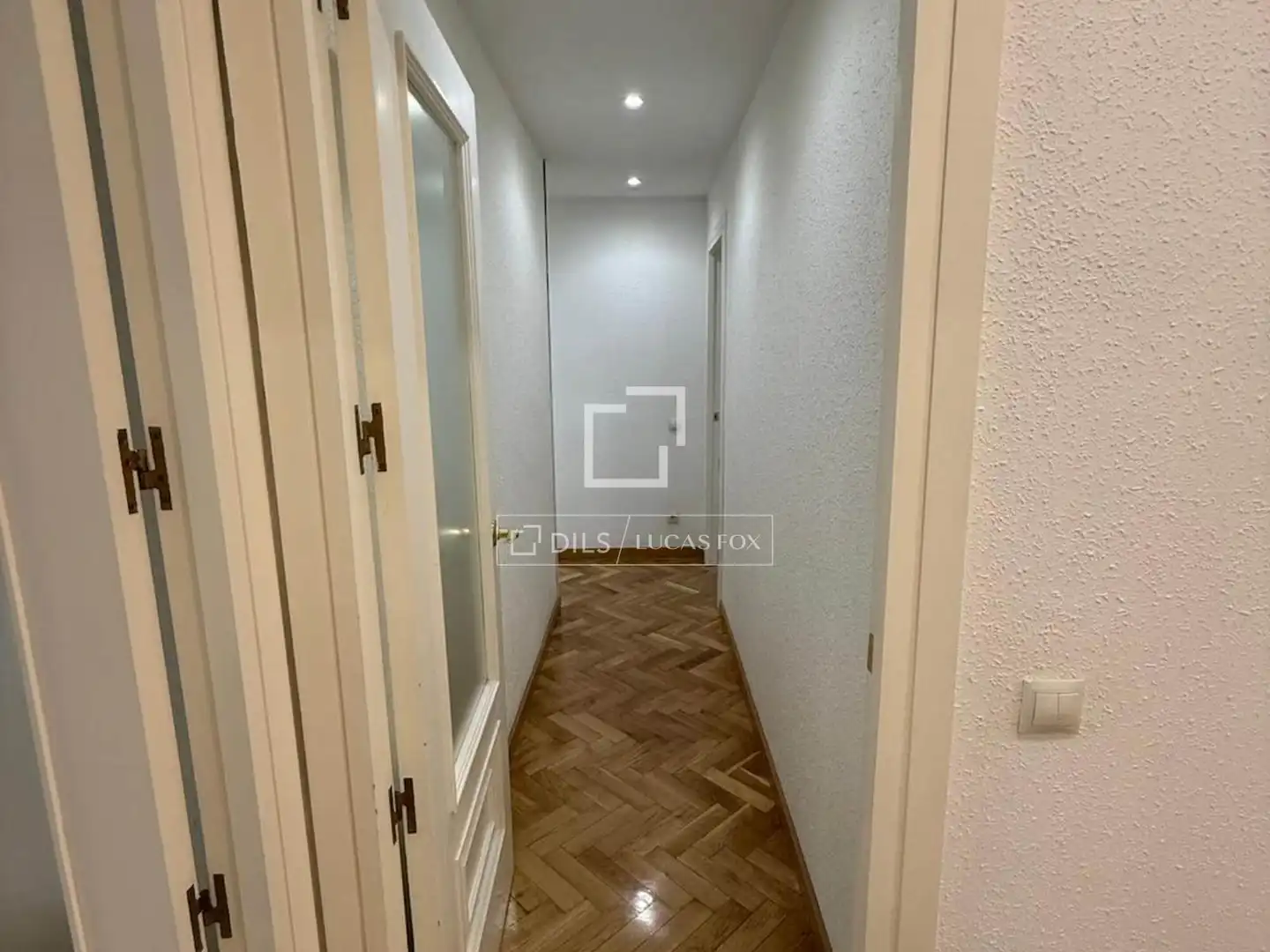 Flat for rent in Madrid  with Air Conditioner, Heating and Private garden