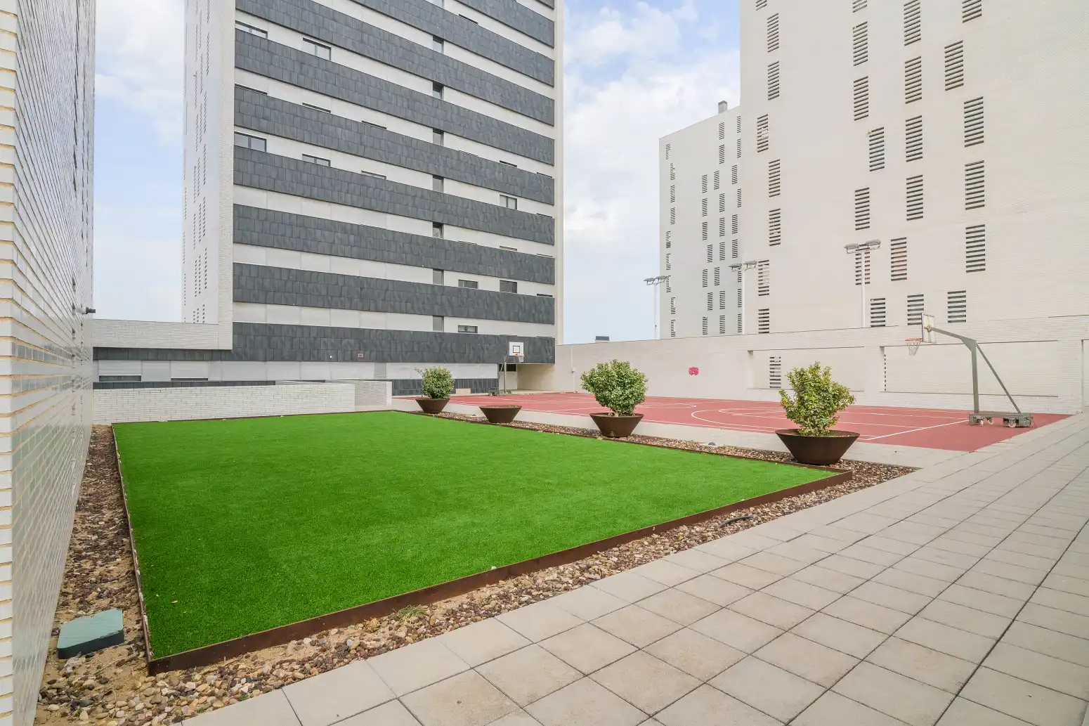 Terraza de Piso en venta en Viladecans con Aire acondicionado, Calefacción y Jardín privado